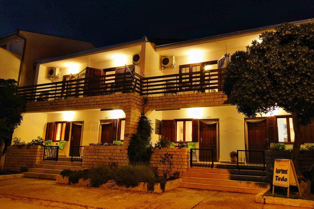 Holiday Home Apartment Tedo Klek Exteriér fotografie